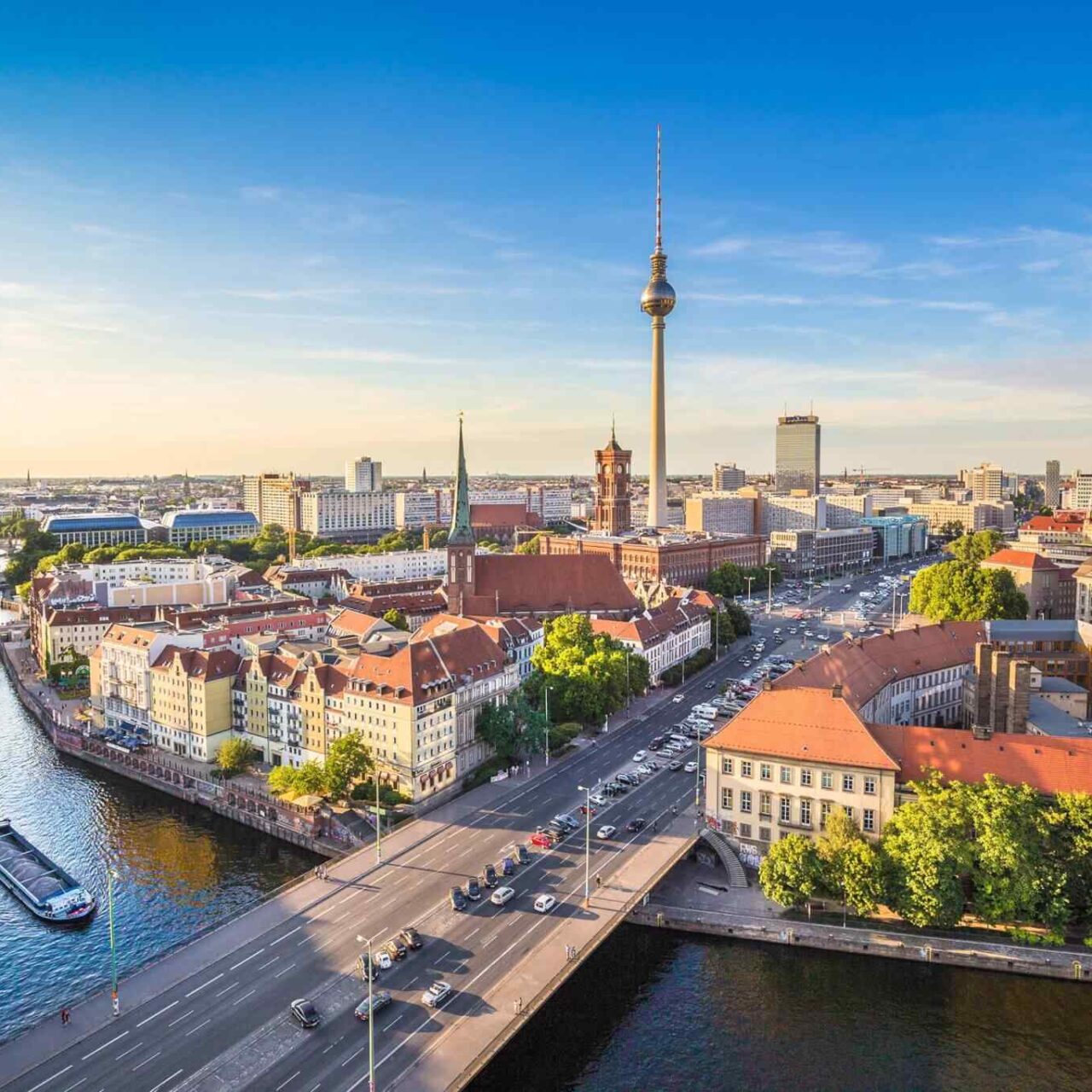 https://travelicious.axessdata.se/wp-content/uploads/2018/09/destination-berlin-05-1280x1280.jpg