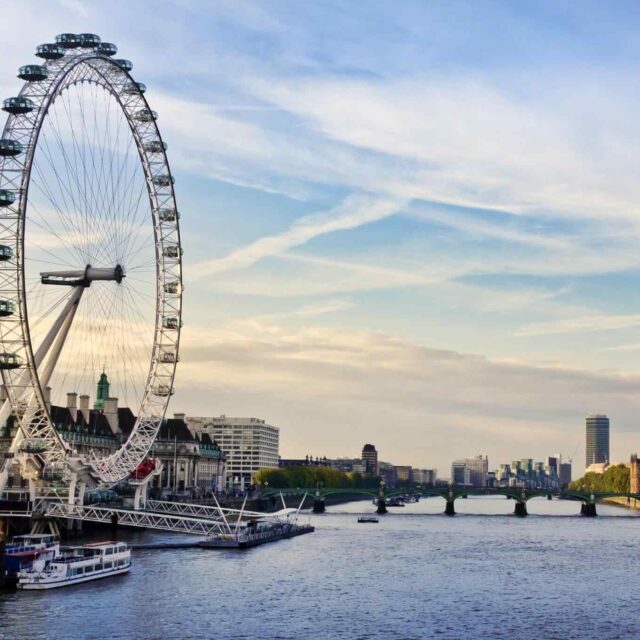 https://travelicious.axessdata.se/wp-content/uploads/2018/09/destination-london-01-640x640.jpg